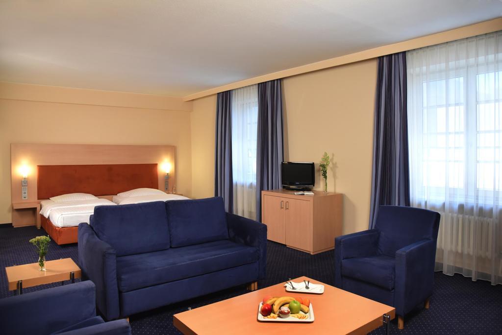 Intercityhotel Stuttgart Exteriör bild