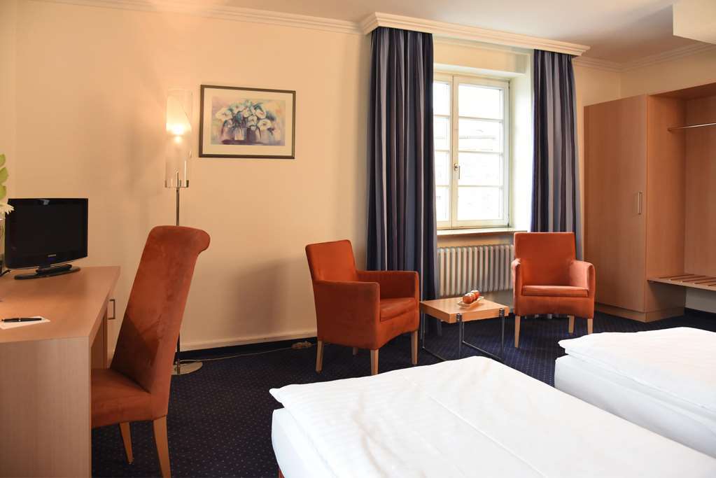 Intercityhotel Stuttgart Rum bild