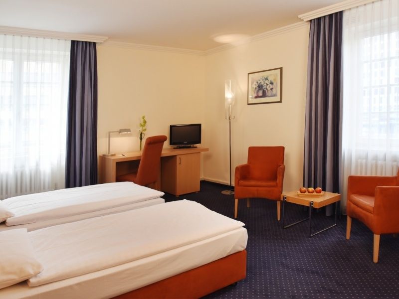Intercityhotel Stuttgart Exteriör bild