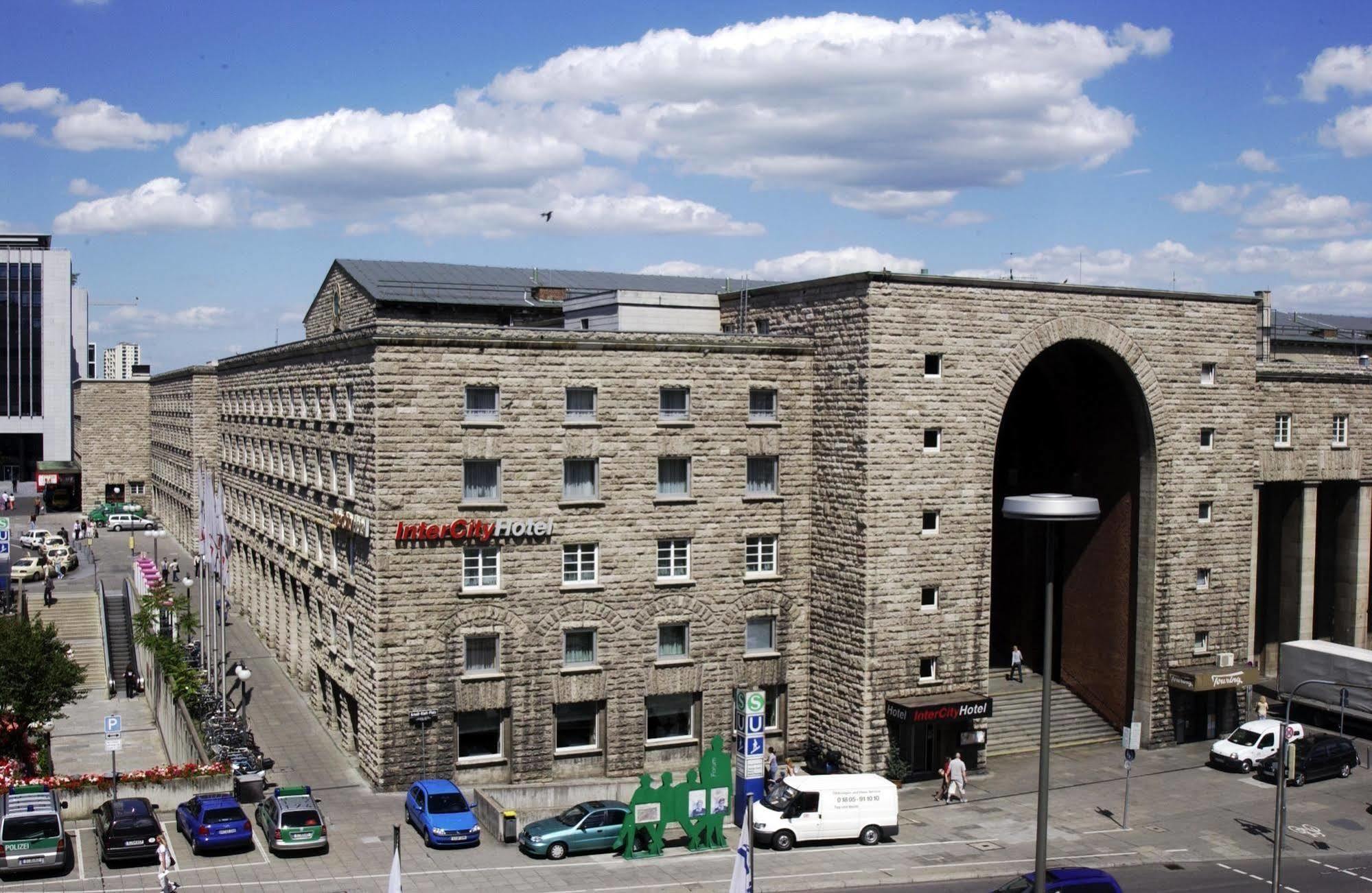Intercityhotel Stuttgart Exteriör bild